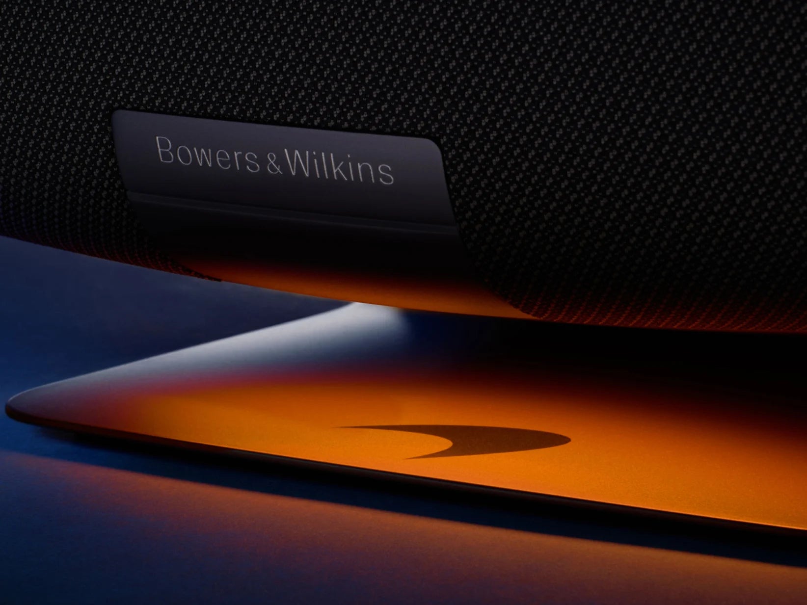 Bowers & Wilkins (B&W) Zeppelin McLaren Edition Wireless Smart Speaker